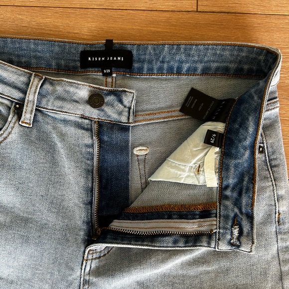 Risen jeans. Wide leg. - Picture 5 of 7